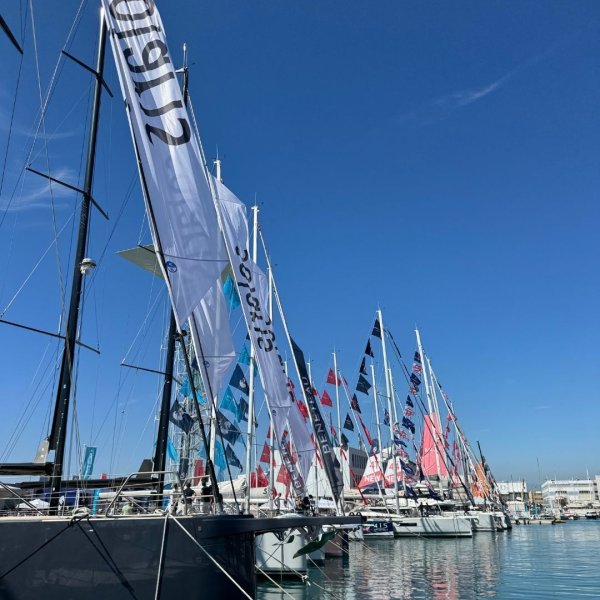 Il nostro e-commerce di bandiere è il n. 1 in Italia!